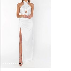 BRAND NEW Adele halter maxi dress show me your mumu